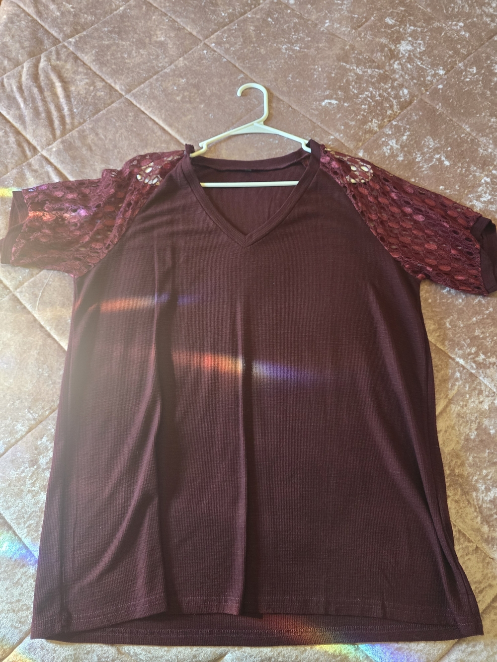 Women’s V-Neck Lace Sleeve Top - Burgundy